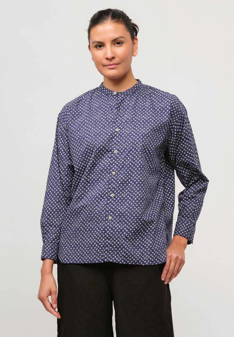 Armen Cotton Ulility Banded Collar Shirt in Navy & Off-white Print	