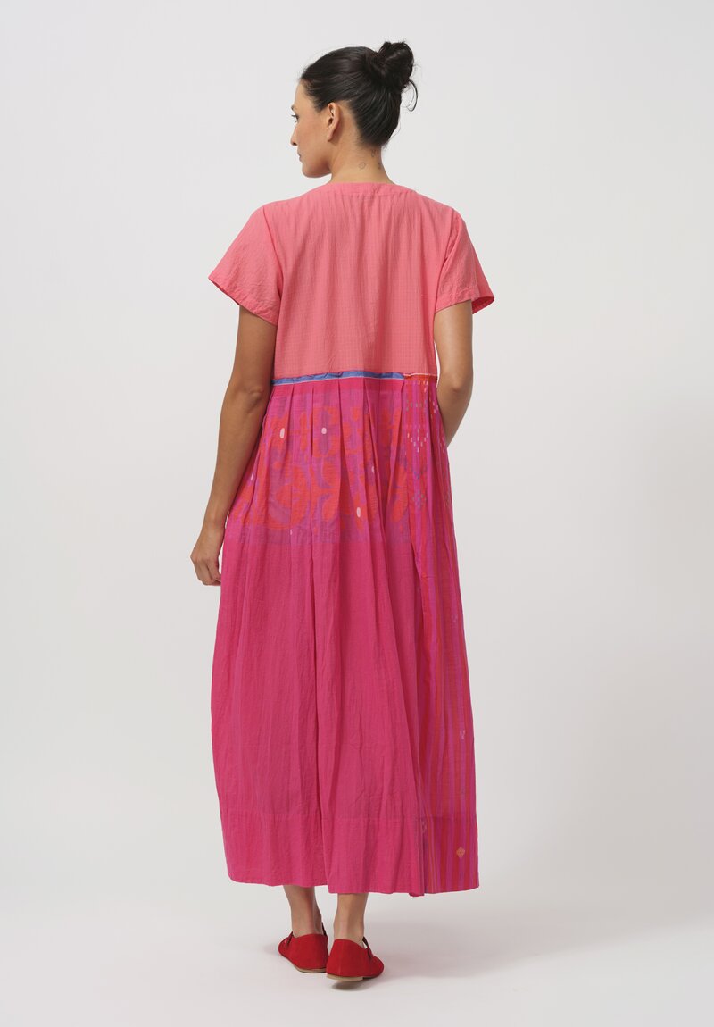 Injiri Cotton V Neck Gathered Shirt Dress in Bright Pink & Peach	