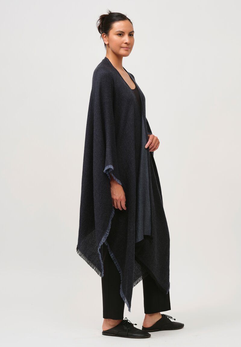 Alonpi Cashmere & Silk Lightweight Peonia Poncho in Navy Blue	