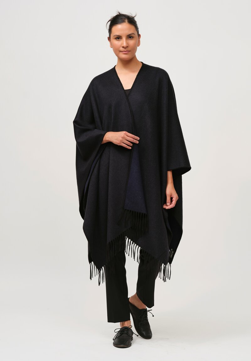 Alonpi Cashmere Mantello Mia Poncho in Hurricane Blue	