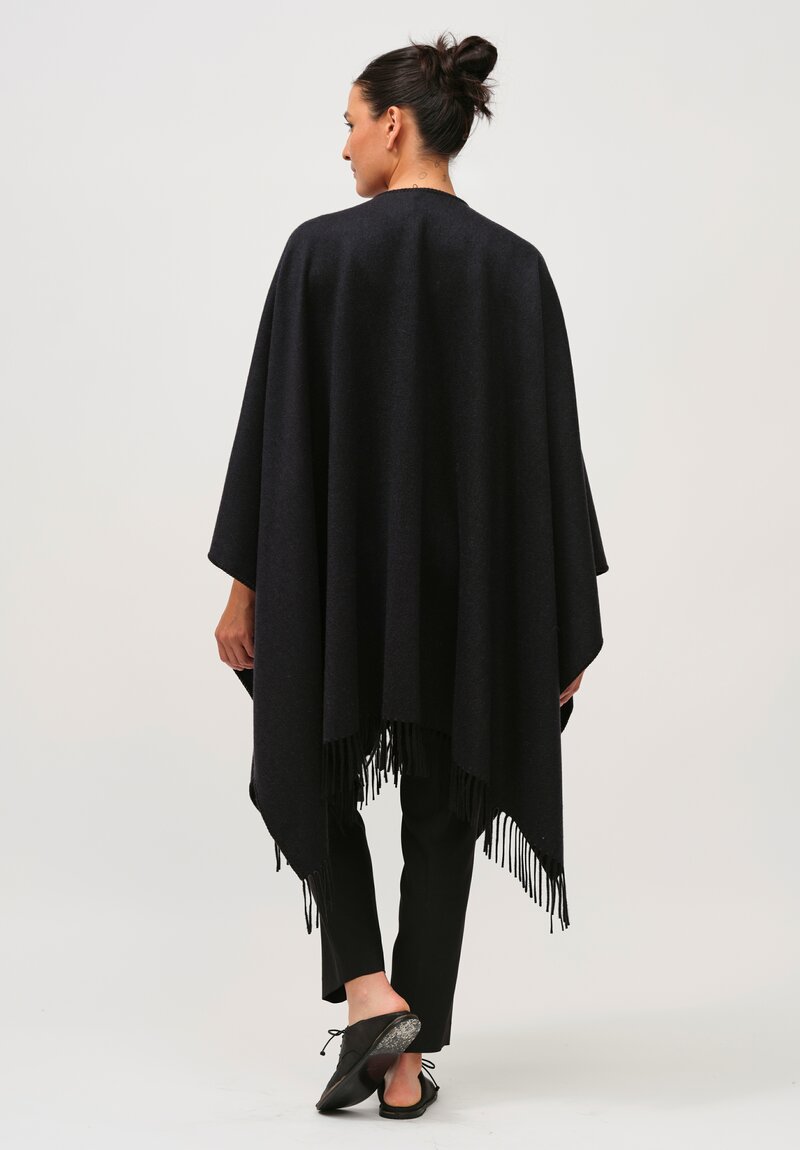 Alonpi Cashmere Mantello Mia Poncho in Hurricane Blue	