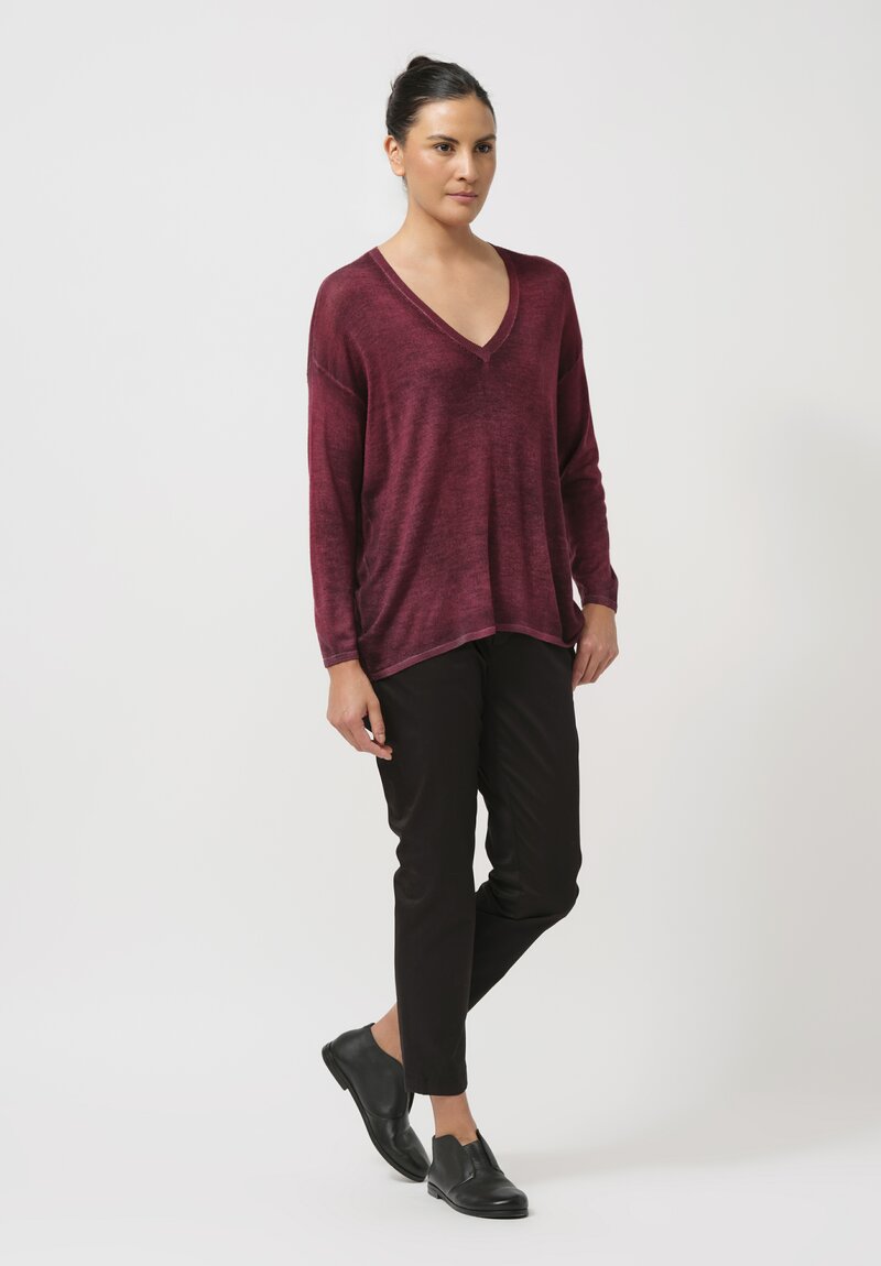 Avant Toi Cashmere & Silk Hand-Painted V-Neck Sweater in Nero Wine Red