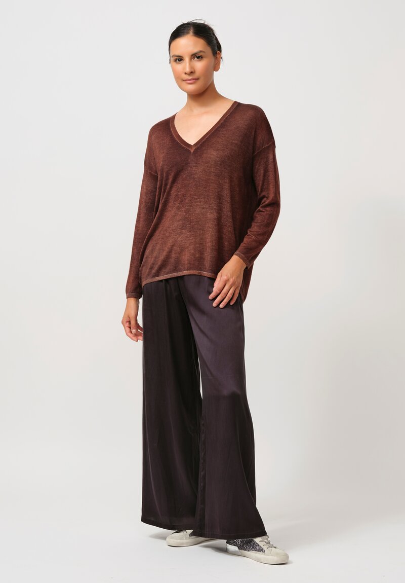 Avant Toi Cashmere & Silk Hand-Painted V-Neck Sweater in Nero Cuoio Brown	