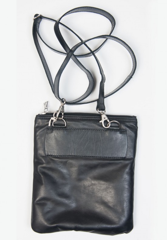 M0851 Essential Flat Back Bag in Black