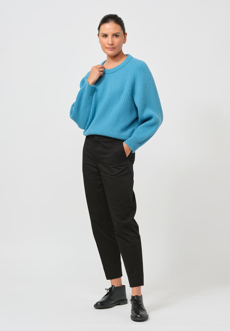 Begg x Co Cashmere Kita Sweater in Hamman Blue	