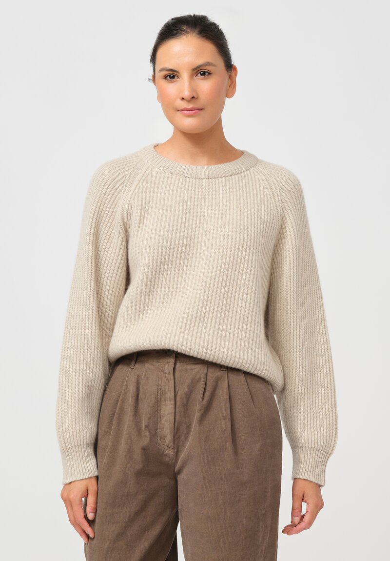 Begg x Co Cashmere Kita Sweater in Light Natural	