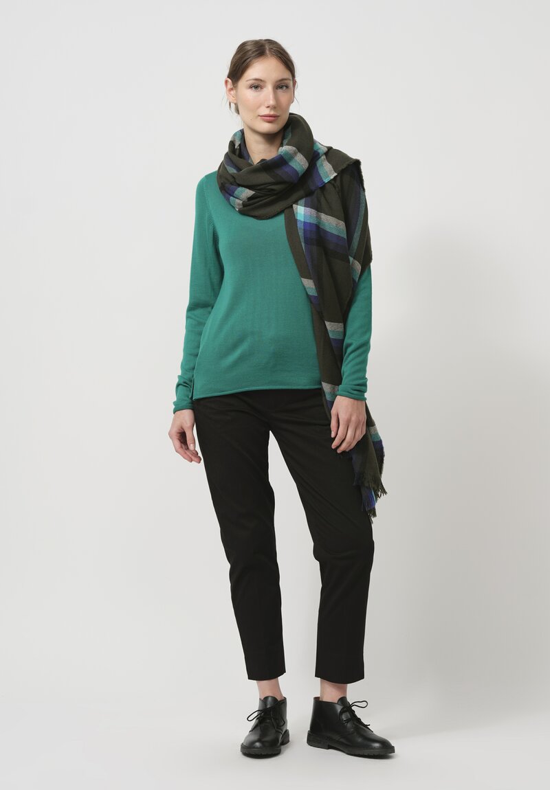 Begg x Co Cashmere Knit Refine Top in Arizona Green	