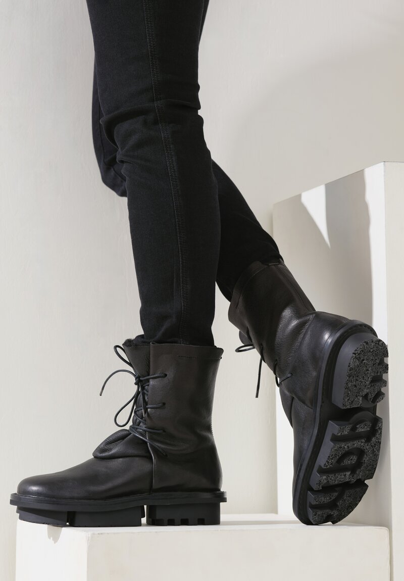 Trippen Sheepskin-Lined Curtain Boots in Black	