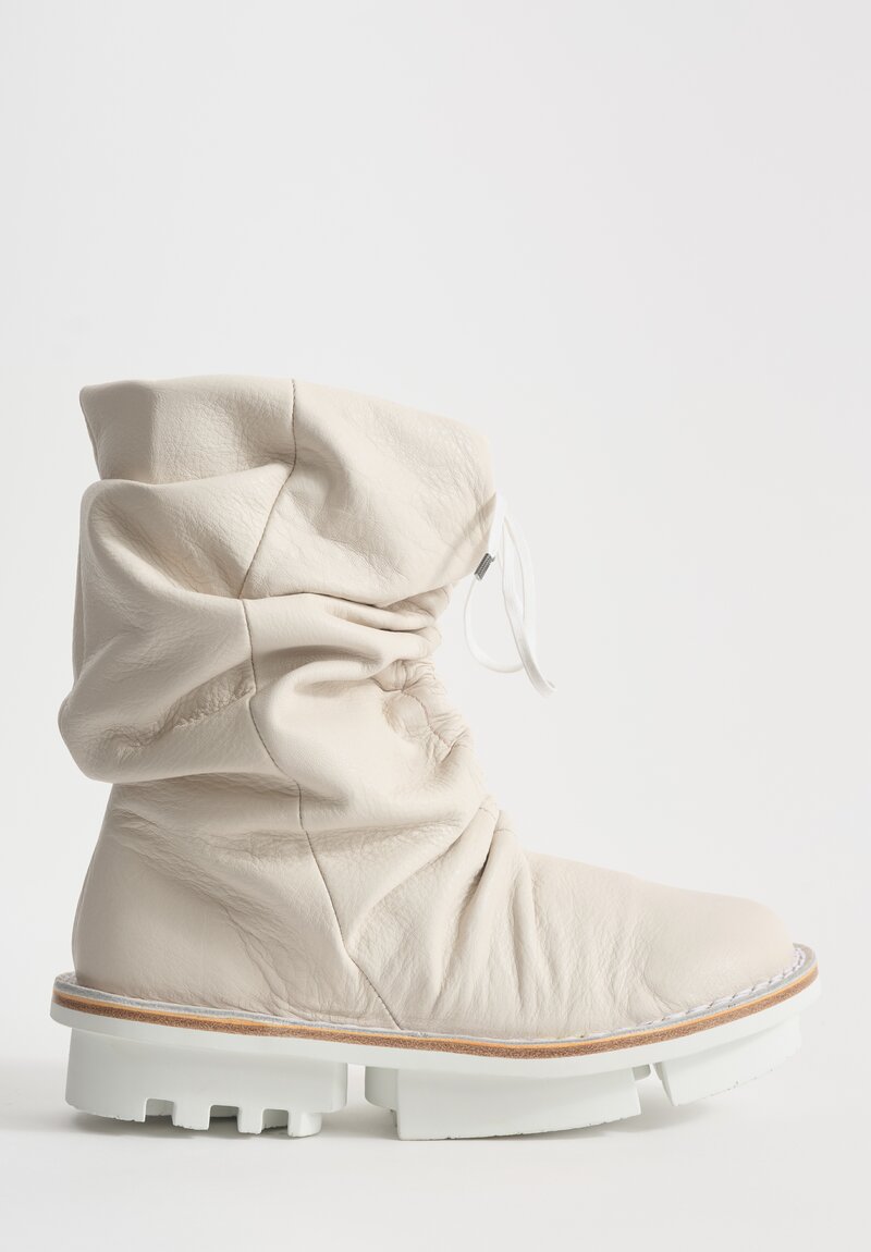 Trippen Sheepskin-Lined Pressure Boot in Avorio White	