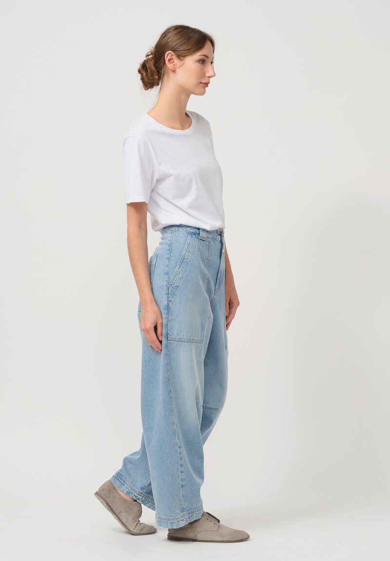 Closed Cotton Rhannon Jean in Light Blue	