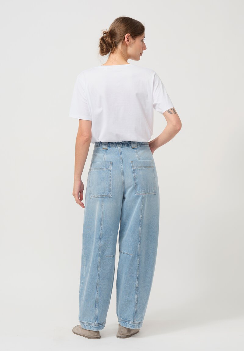 Closed Cotton Rhannon Jean in Light Blue	