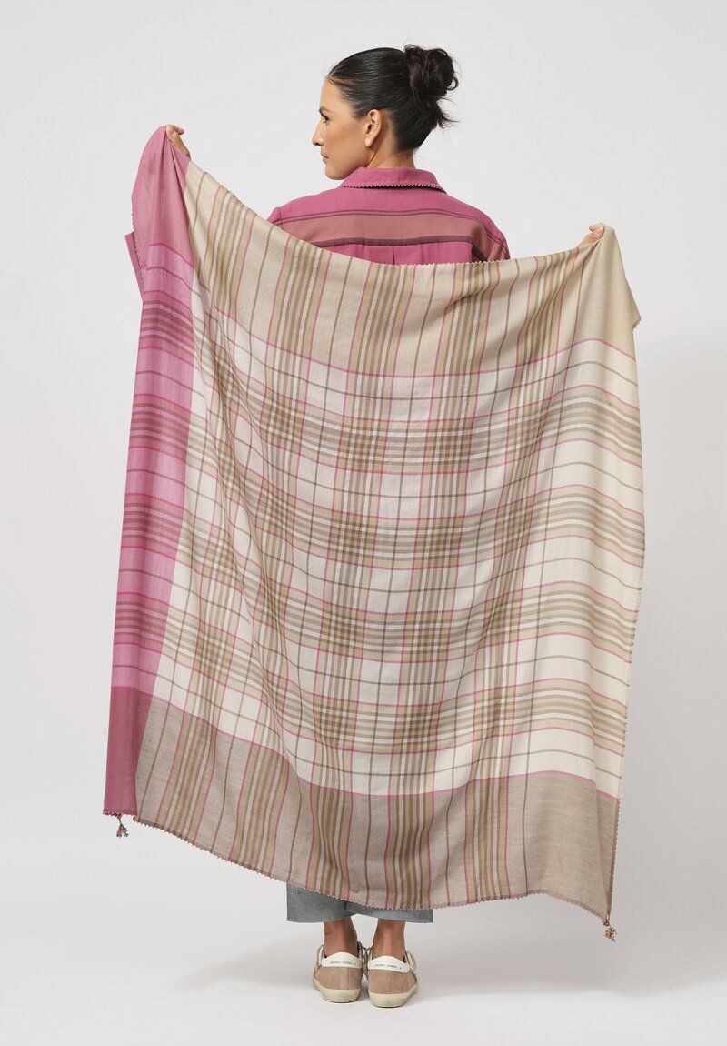 Péro Patterned Pashmina Shawl in Cream & Pink Plaid	