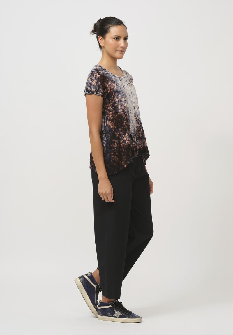 Gilda Midani Pattern-Dyed Short Sleeve Monoprix Tee in Deep Sea Black & Brown	