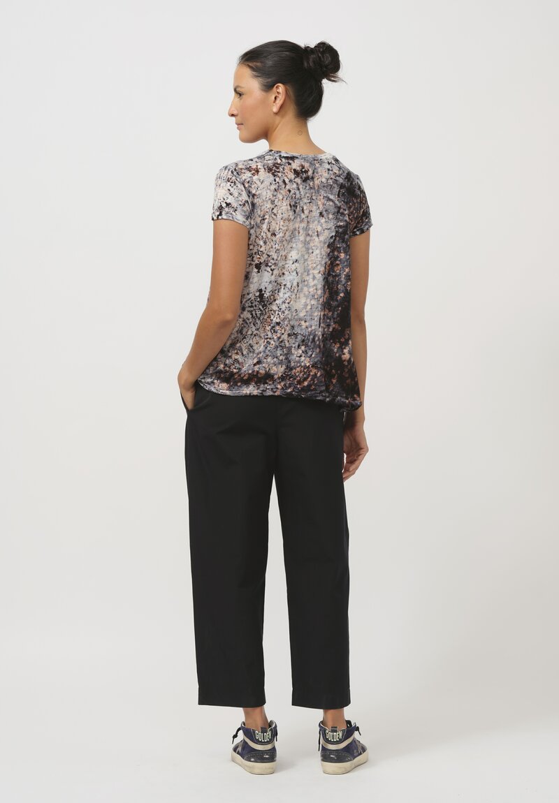 Gilda Midani Pattern-Dyed Short Sleeve Monoprix Tee in Deep Sea Black & Brown	