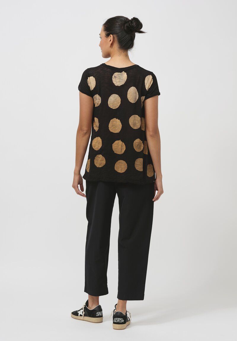 Gilda Midani Pattern-Dyed Short Sleeve Monoprix Tee in Blade & Caramel Gold Spots	