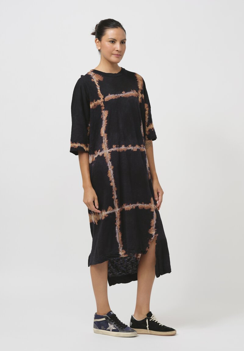 Gilda Midani Pattern-Dyed Super Dress in Burning Black & Brown	