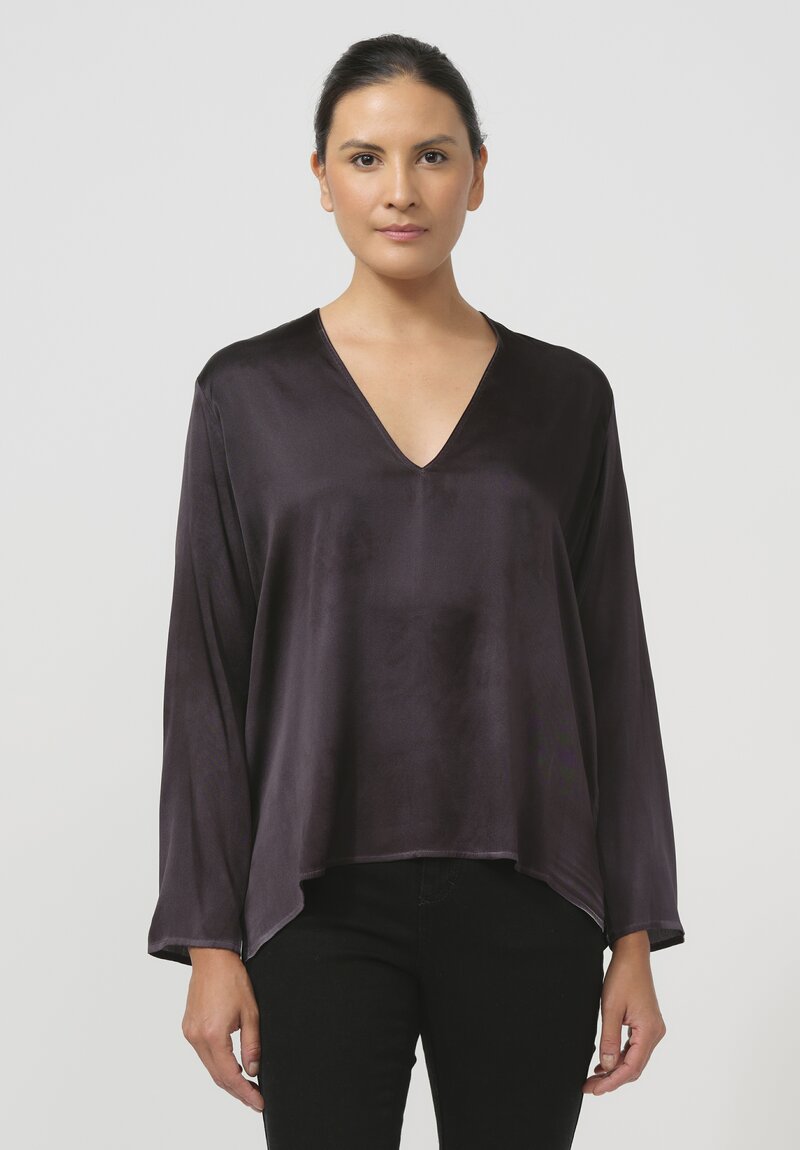 Avant Toi Hand-Painted Silk V-Neck Barchetta Top in Nero Black	