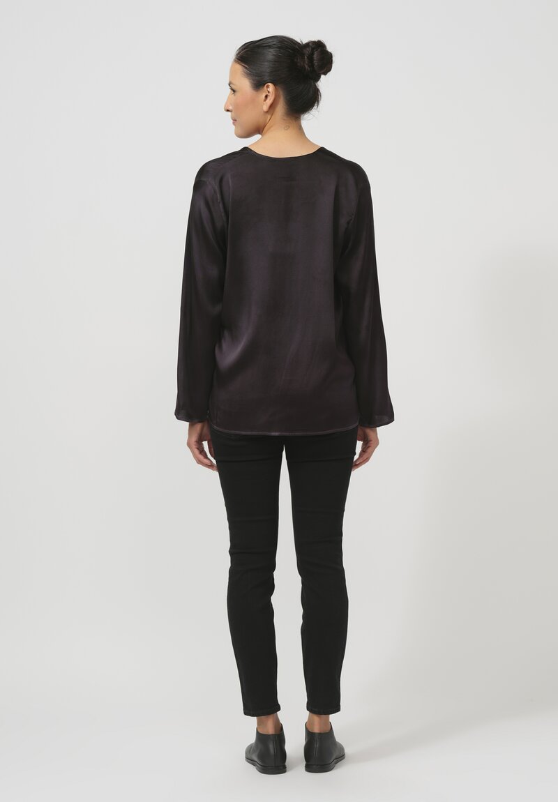 Avant Toi Hand-Painted Silk V-Neck Barchetta Top in Nero Black	