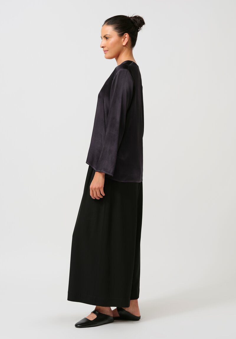 Avant Toi Hand-Painted Silk V-Neck Barchetta Top in Nero Black