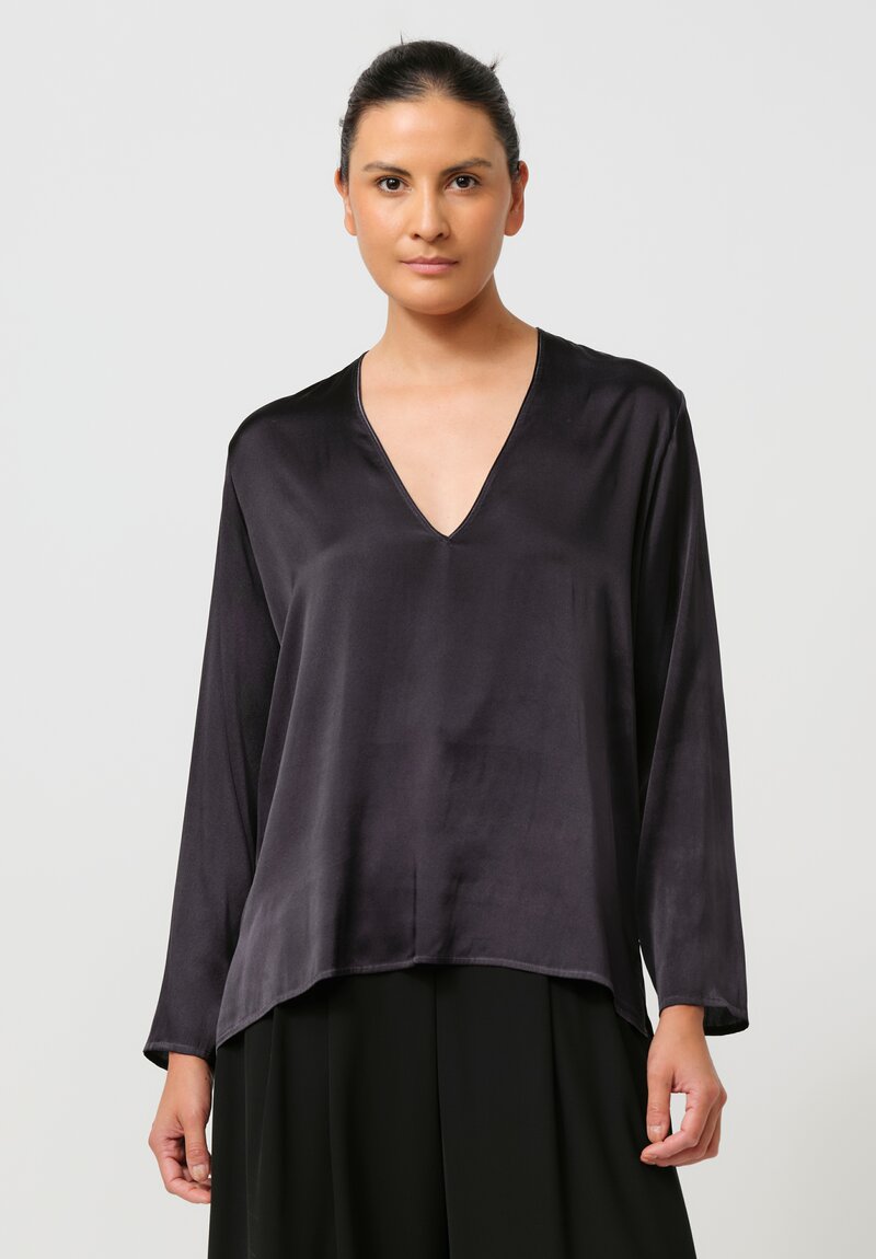 Avant Toi Hand-Painted Silk V-Neck Barchetta Top in Nero Black
