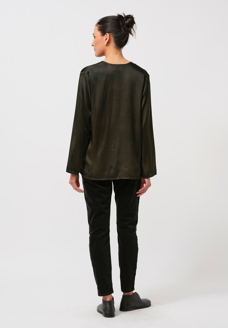 Avant Toi Hand-Painted Silk V-Neck Barchetta Top in Nero Moss Green	