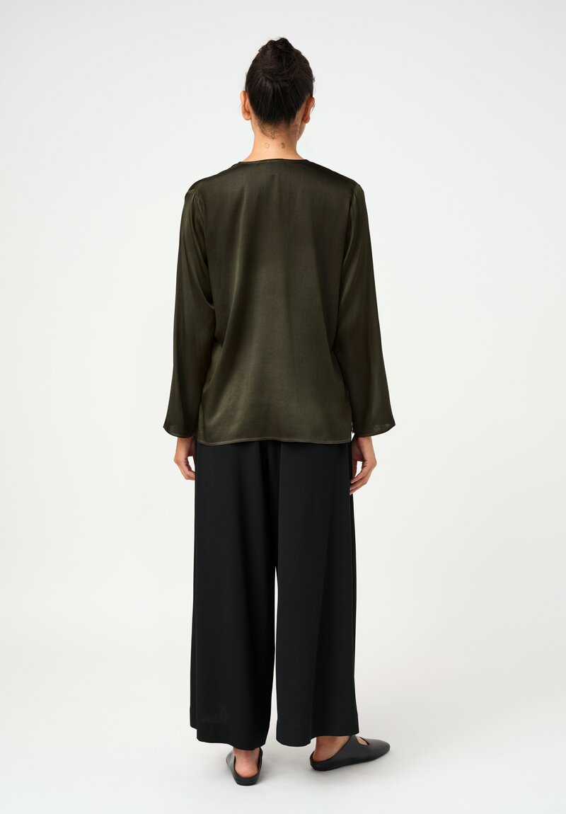 Avant Toi Silk Hand-Painted V-Neck Barchetta Top in Nero & Moss Green