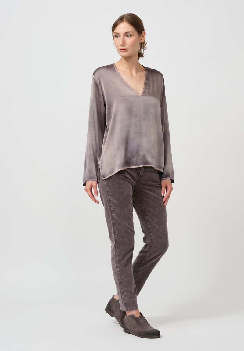 Avant Toi Hand-Painted Silk V-Neck Barchetta Top in Nero Avena Grey	