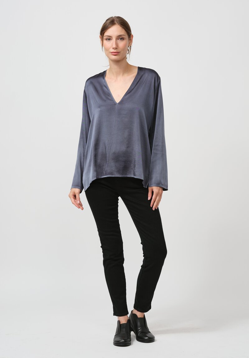 Avant Toi Hand-Painted Silk V-Neck Barchetta Top in Nero Fiume Blue	