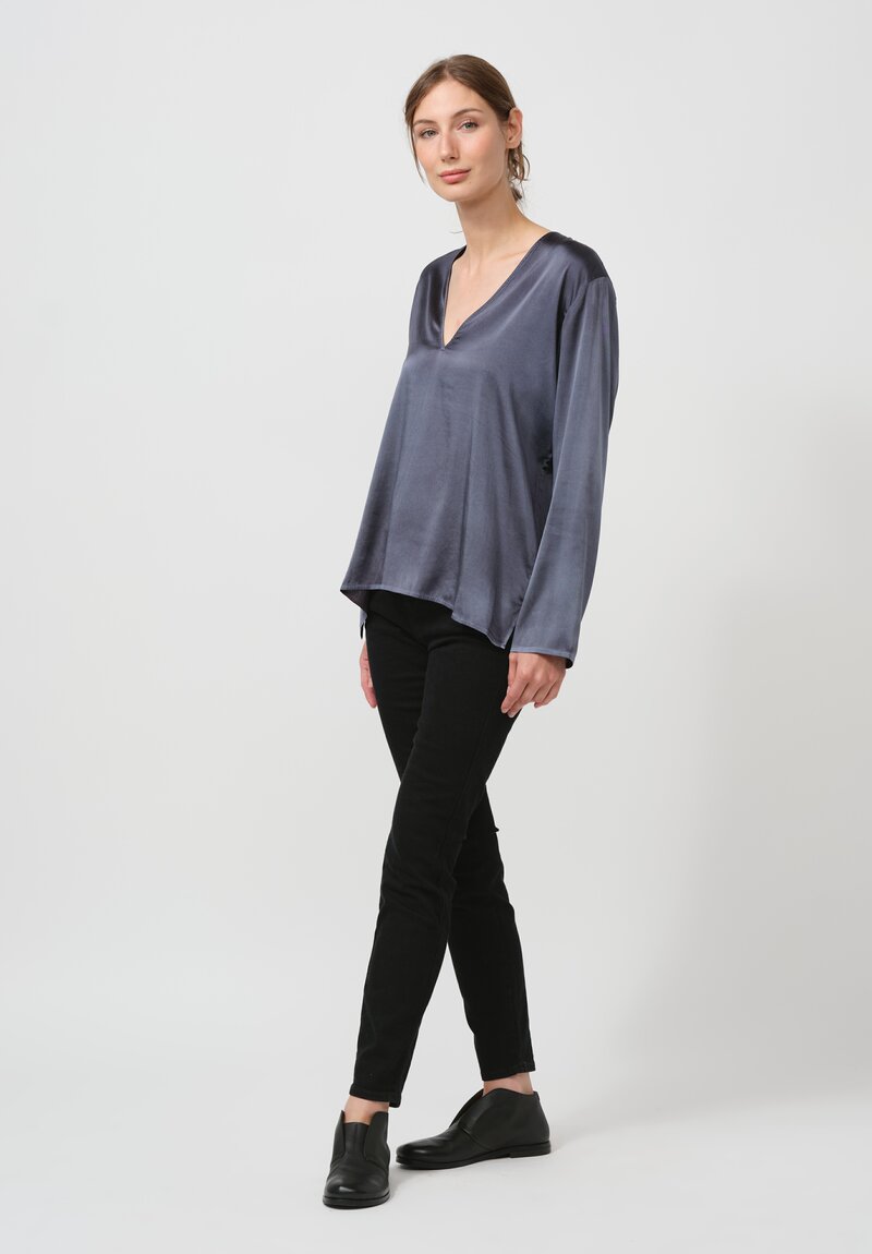 Avant Toi Hand-Painted Silk V-Neck Barchetta Top in Nero Fiume Blue	