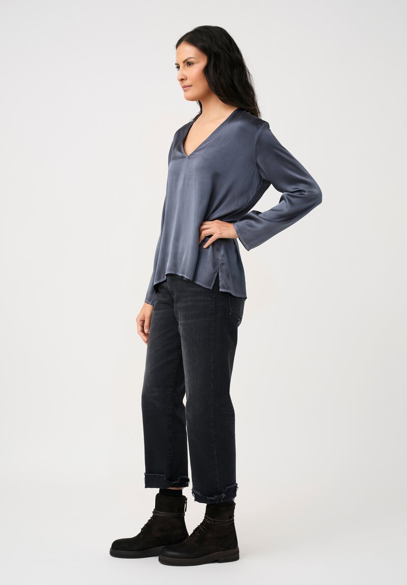 Avant Toi Hand-Painted Silk V-Neck Top in Nero Fiume Blue