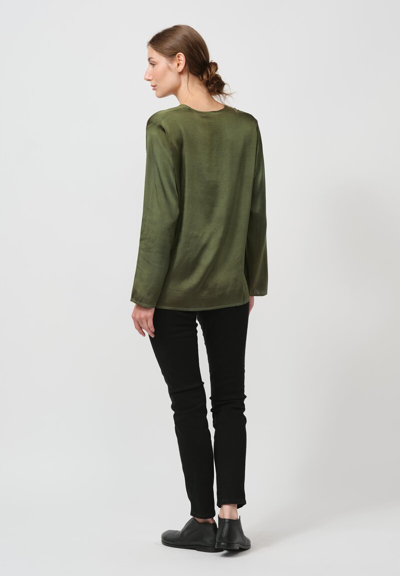 Avant Toi Hand-Painted Silk V-Neck Barchetta Top in Nero Bosco Green	