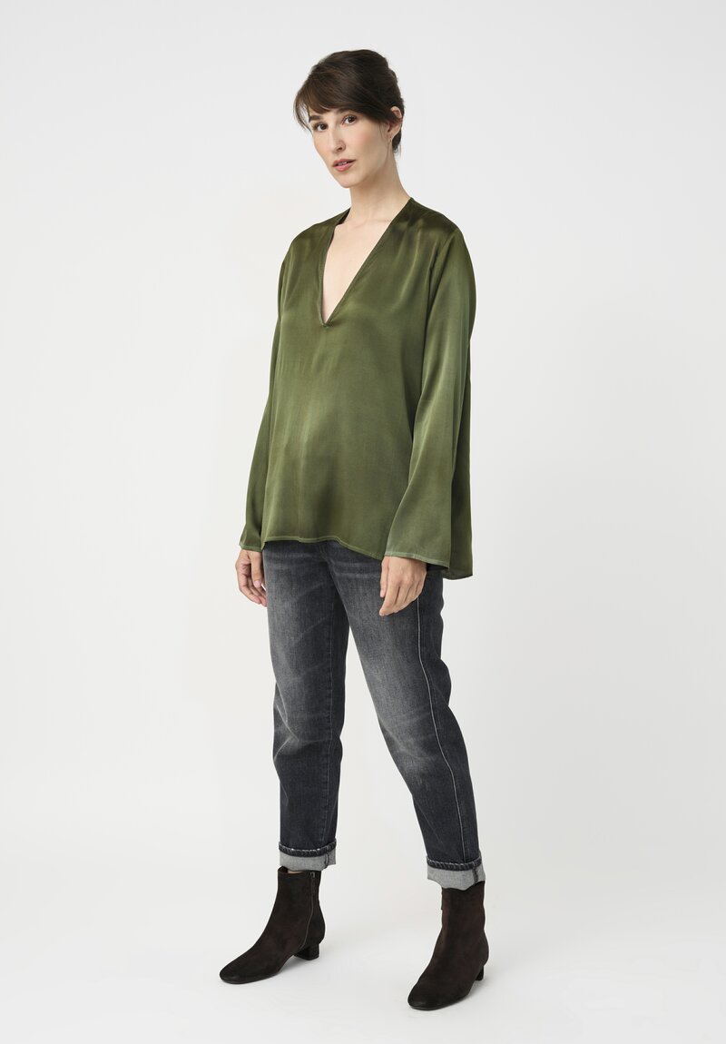 Avant Toi Hand-Painted Silk V-Neck Barchetta Top in Nero Bosco Green	