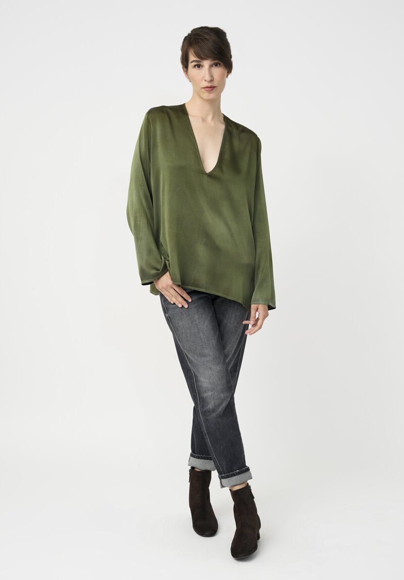 Avant Toi Hand-Painted Silk V-Neck Barchetta Top in Nero Bosco Green	