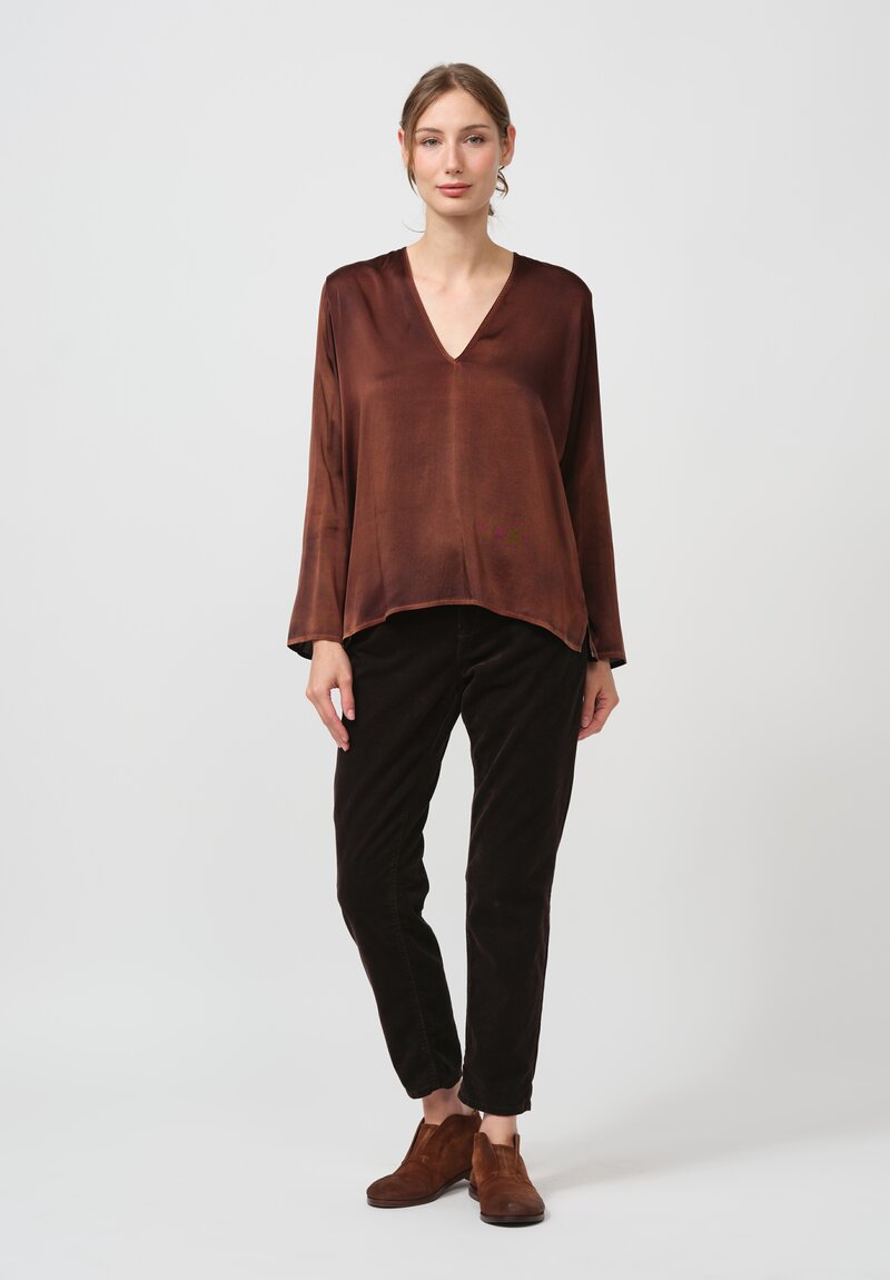 Avant Toi Hand-Painted Silk V-Neck Barchetta Top in Nero Brownie Brown	