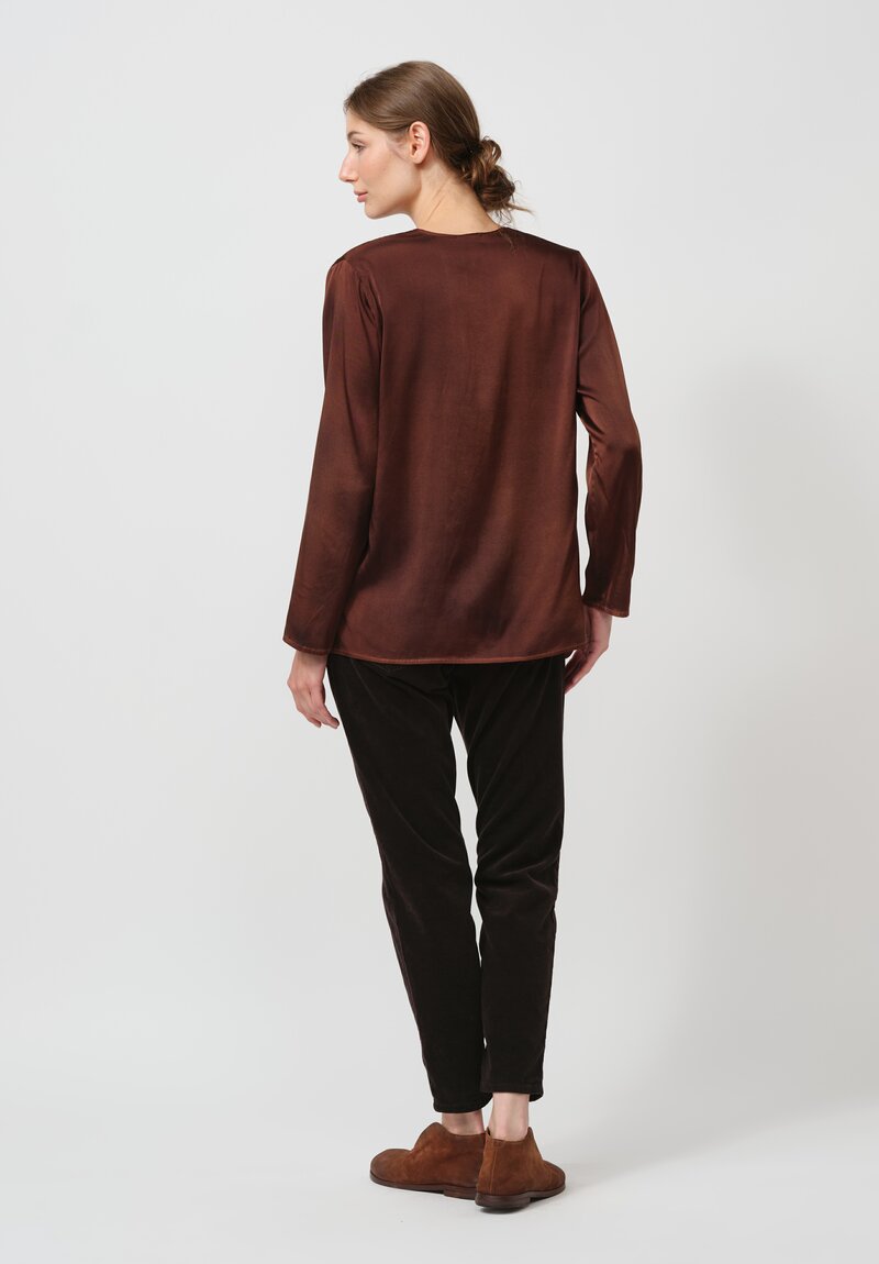 Avant Toi Hand-Painted Silk V-Neck Barchetta Top in Nero Brownie Brown	