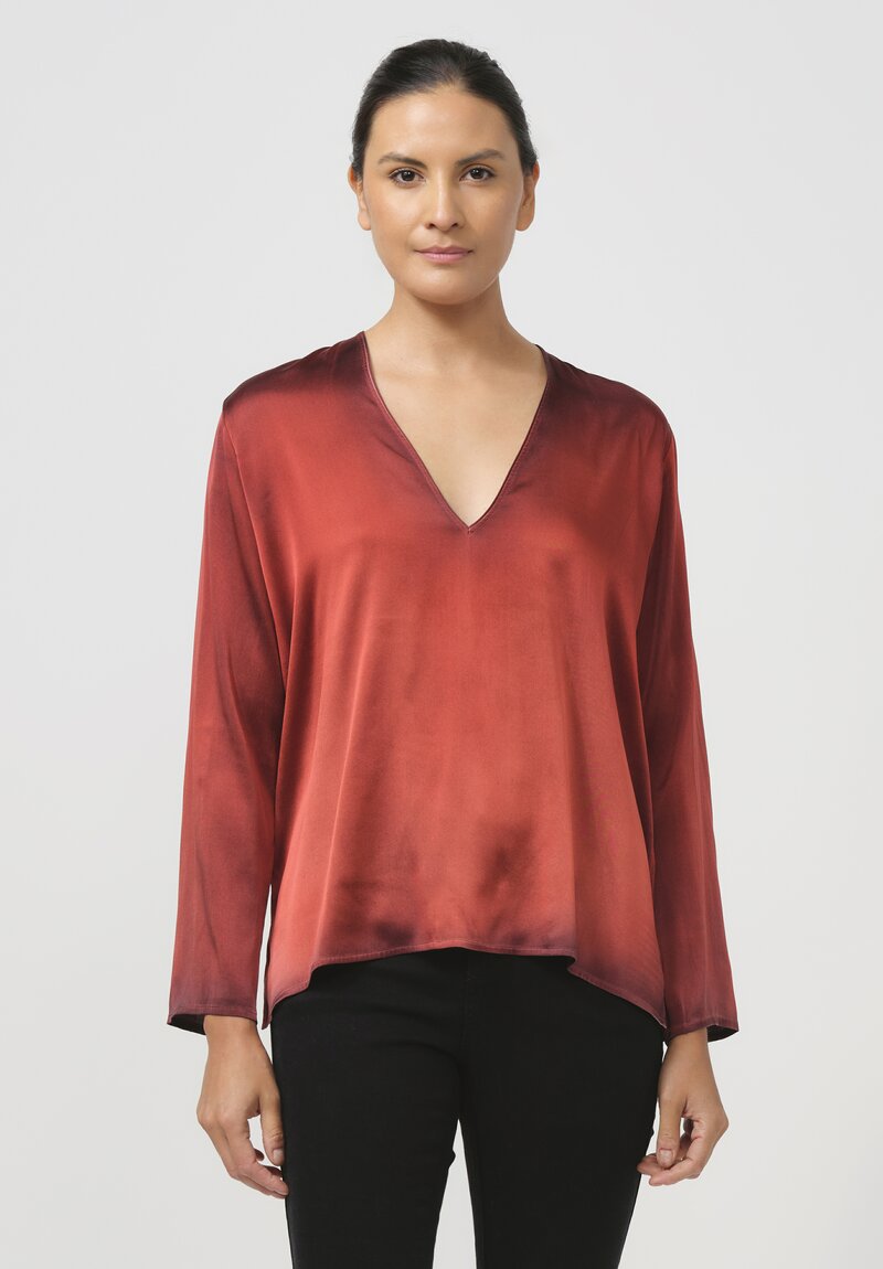 Avant Toi Hand-Painted Silk V-Neck Barchetta Top in Nero Goji Red	