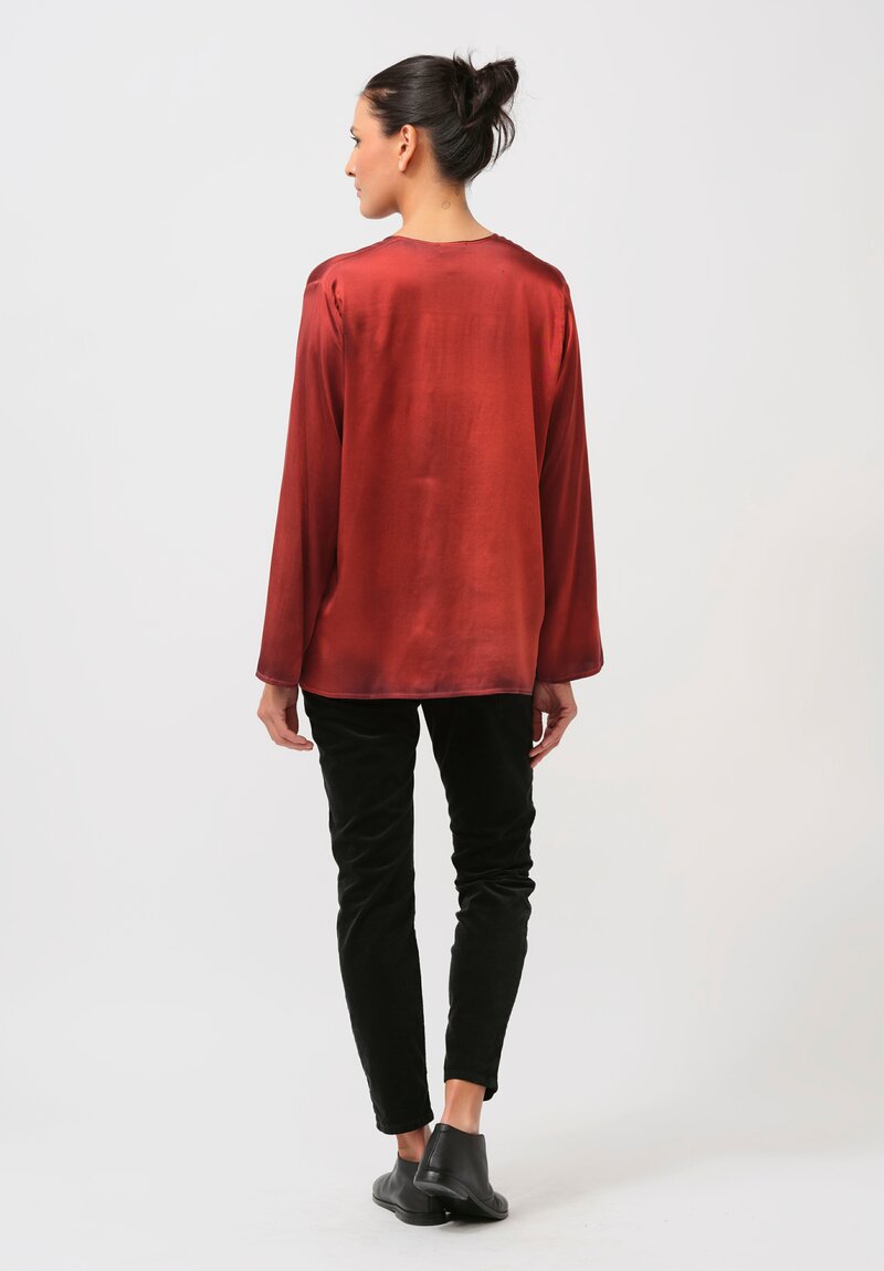 Avant Toi Hand-Painted Silk V-Neck Barchetta Top in Nero Goji Red	