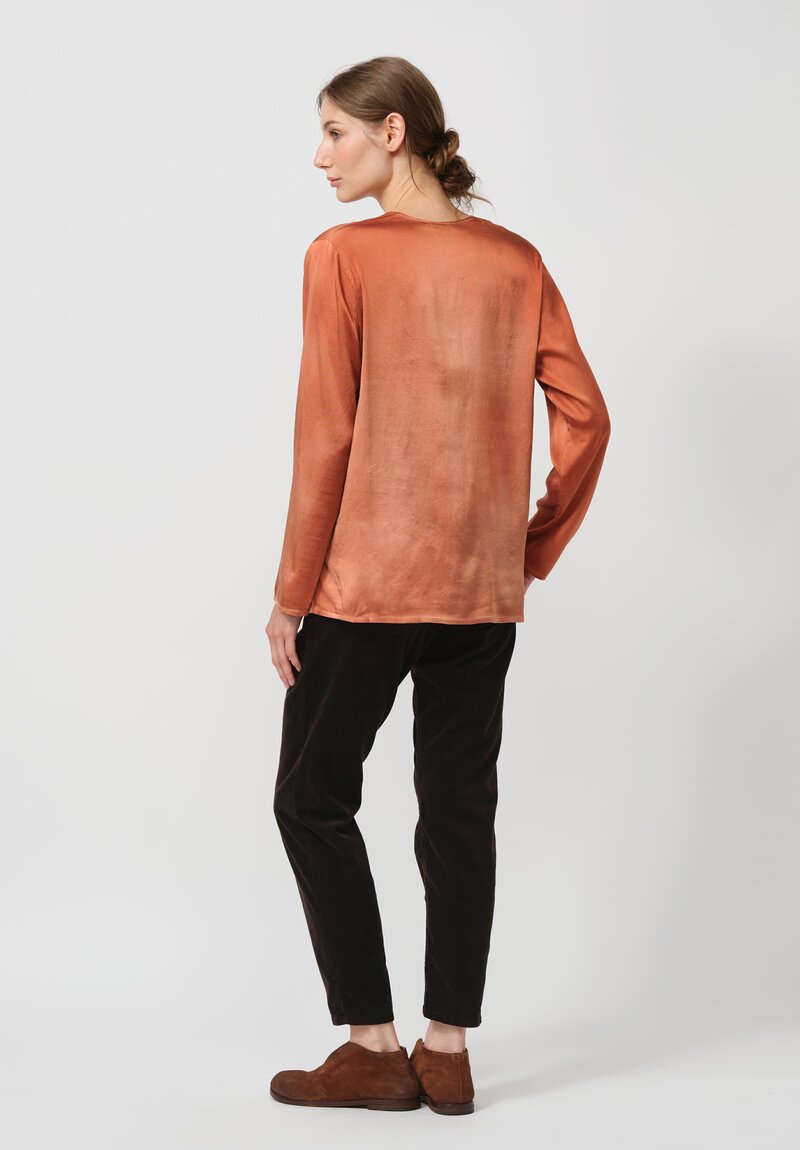 Avant Toi Hand-Painted Silk V-Neck Barchetta Top in Cuoio Brown	