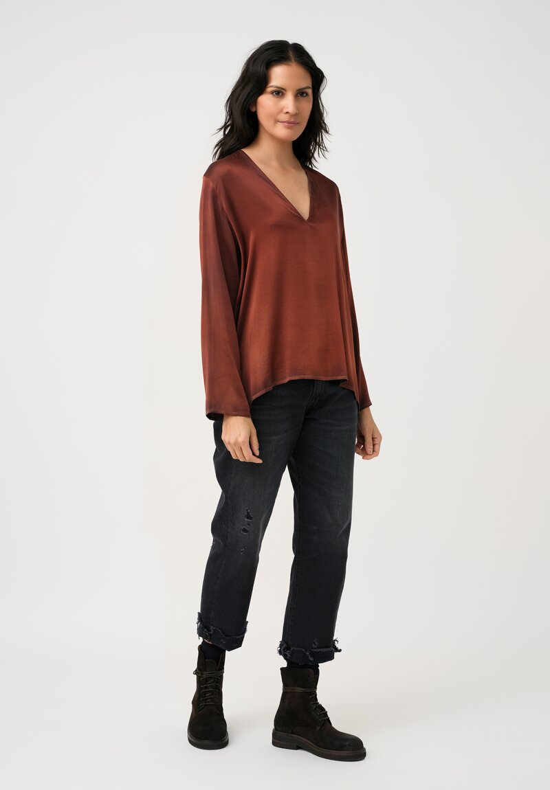 Avant Toi Hand-Painted Silk V-Neck Top in Nero & Cuoio Brown