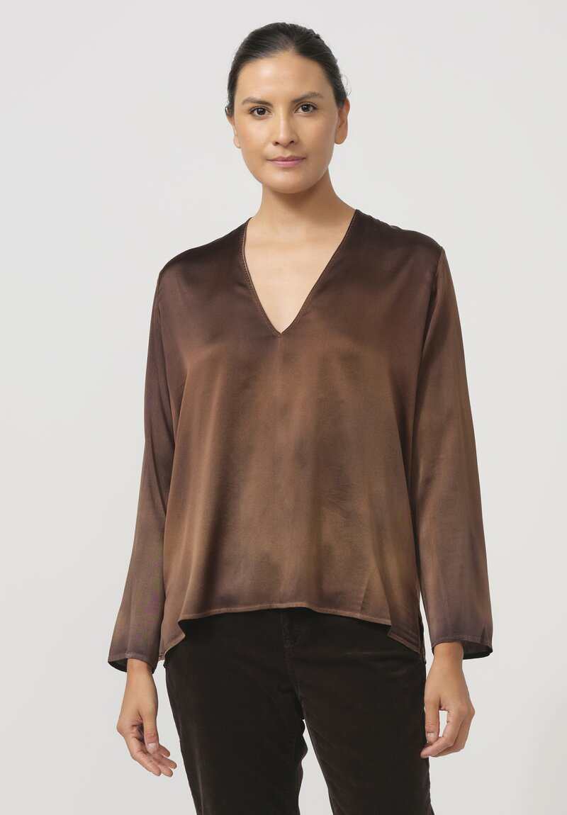 Avant Toi Hand-Painted Silk V-Neck Barchetta Top in Nero Sughero Brown	