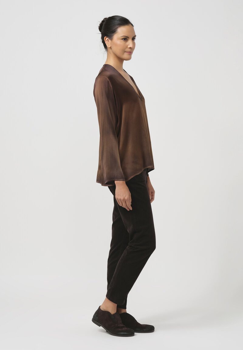 Avant Toi Hand-Painted Silk V-Neck Barchetta Top in Nero Sughero Brown	