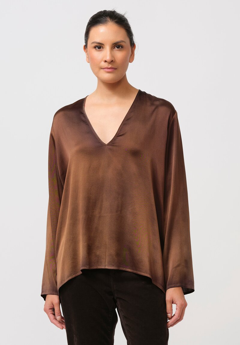 Avant Toi Hand-Painted Silk V-Neck Barchetta Top in Nero Sughero Brown	