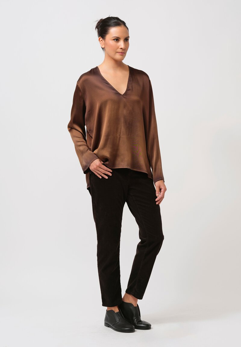 Avant Toi Hand-Painted Silk V-Neck Barchetta Top in Nero Sughero Brown	