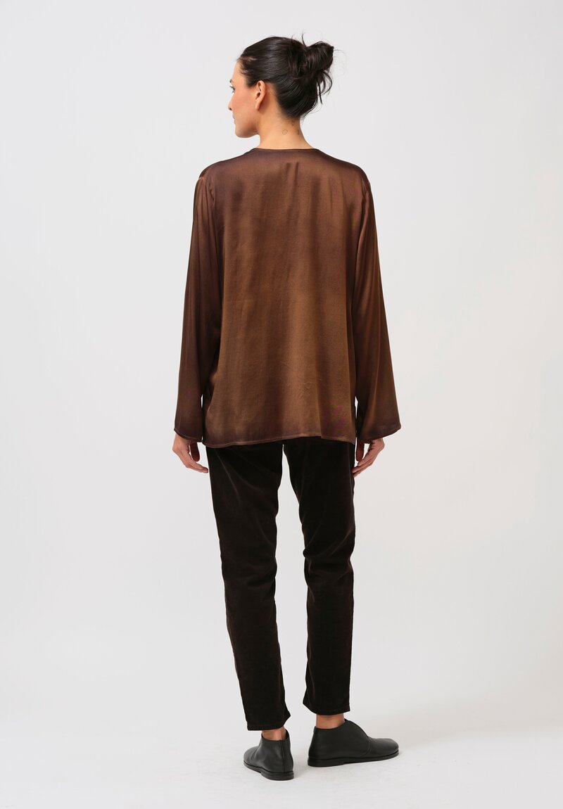 Avant Toi Hand-Painted Silk V-Neck Barchetta Top in Nero Sughero Brown	