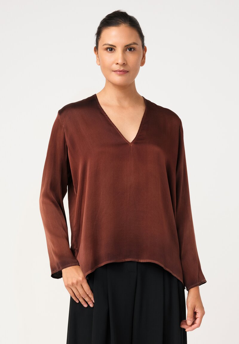 Avant Toi Silk Hand-Painted V-Neck Barchetta Top in Nero & Sughero Brown