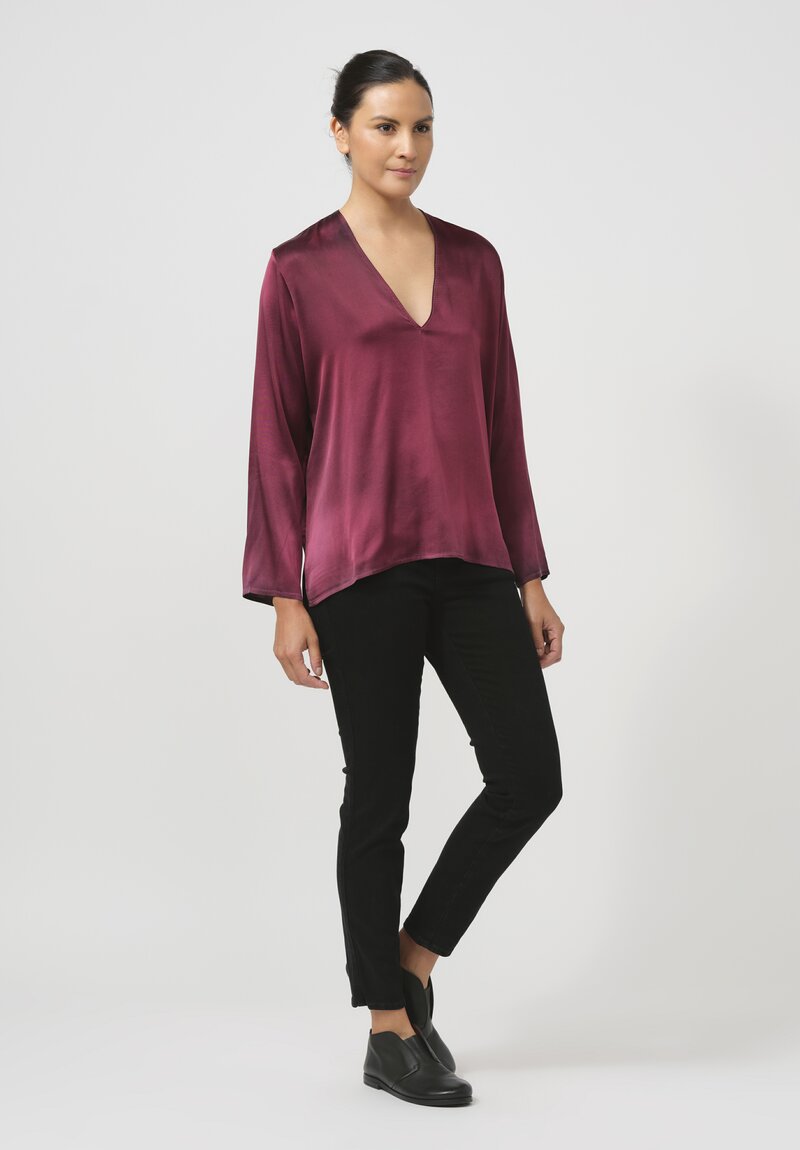 Avant Toi Hand-Painted Silk V-Neck Barchetta Top in Nero Wine Red	