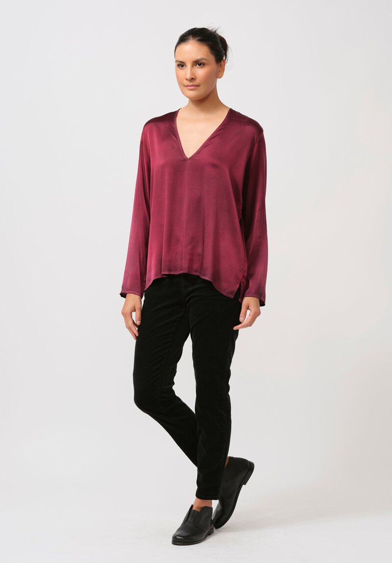 Avant Toi Hand-Painted Silk V-Neck Barchetta Top in Nero Wine Red	