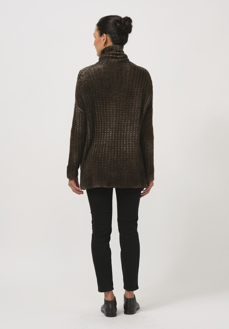 Avant Toi Hand-Painted Cashmere & Silk Pannocchia Turtleneck in Nero Moss Green	