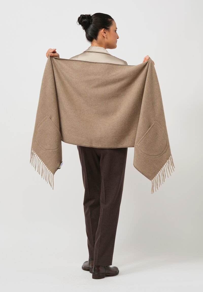 Alonpi Cashmere Diletta Pockets Scarf in Muschio Brown & Natural	