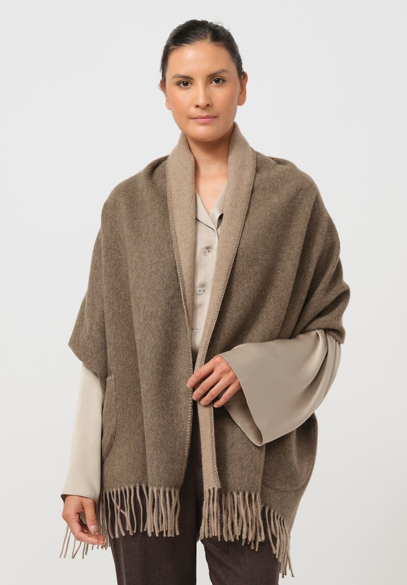 Alonpi Cashmere Diletta Pockets Scarf in Muschio Brown & Natural	